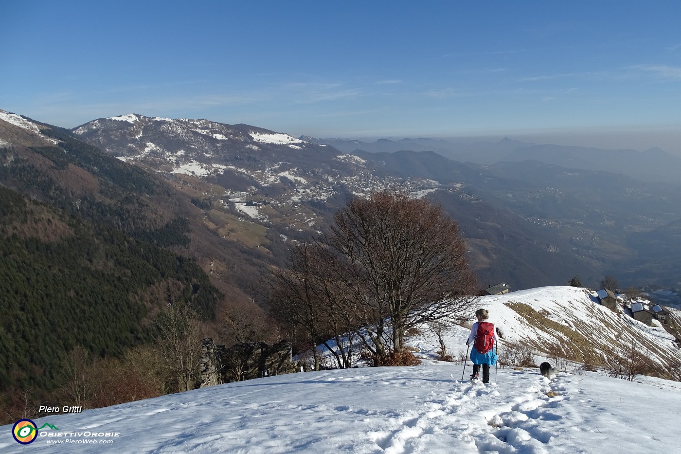 86 Vista verso Fuipiano Valle Imagna.JPG